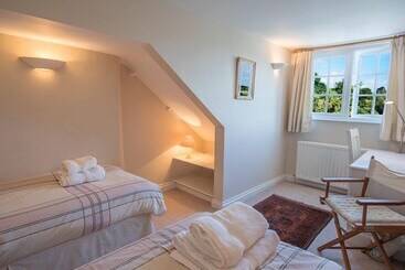 Jot Cottage