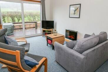Kestrel Lodge