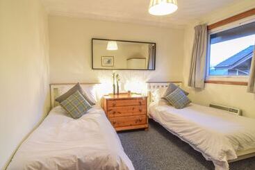 Kestrel Lodge