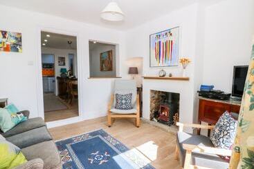 Kits Cottage
