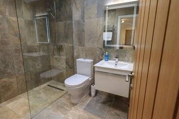 Orcaber Farm Retreat