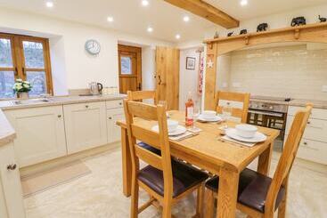 Quarry House