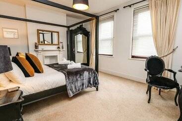 Quay Cottage