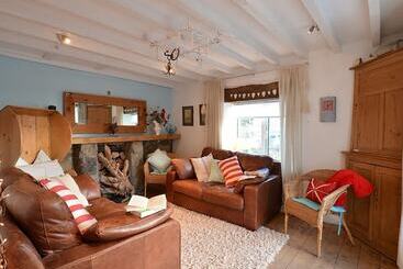 Rhianfa Cottage