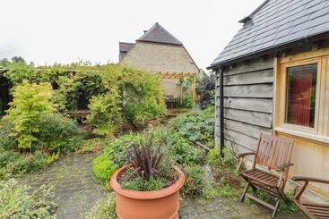 Ryepiece Cottage
