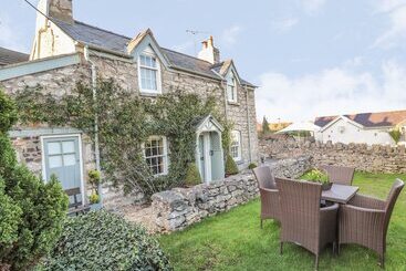 Storehouse Cottage