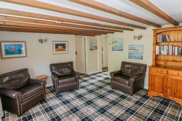 Vineyard Vale Cottage