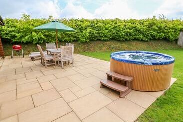 Willow Lodge