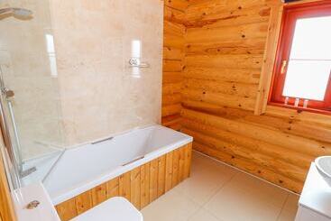 Willow Lodge