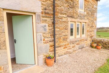 Woodthorpe Cruck Cottage