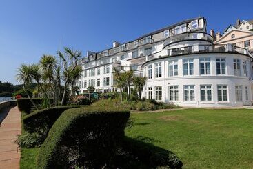 3 The Salcombe