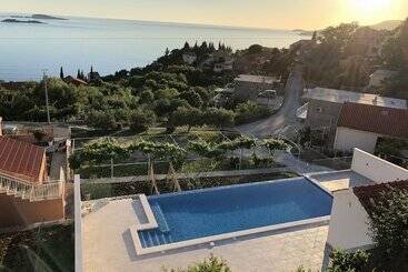 Apartmani Ana