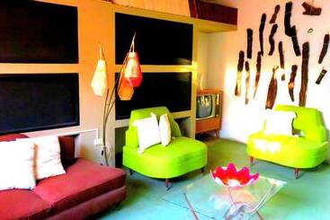 تختخواب و صبحانه La Casa De Mamama