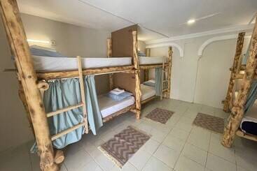 Camp & Hostel Antalya