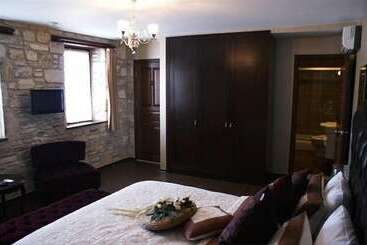 Griffon Boutique Hotel   Boutique Class