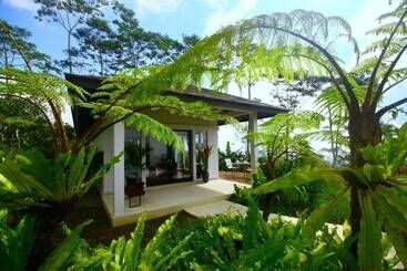 هتل Altavista Villa