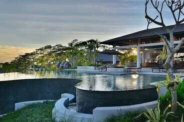 هتل Altavista Villa