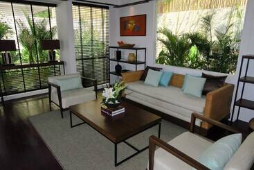 هتل Altavista Villa