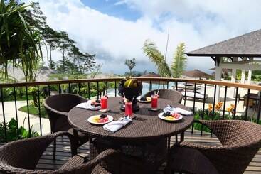هتل Altavista Villa