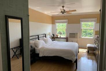 هتل Ballard S Beach Resort