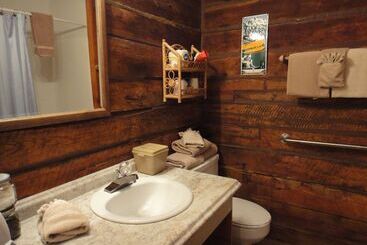 هتل Brackenridge Lodge
