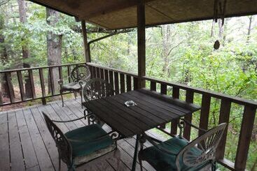 هتل Brackenridge Lodge