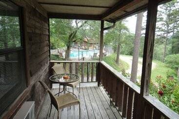 هتل Brackenridge Lodge