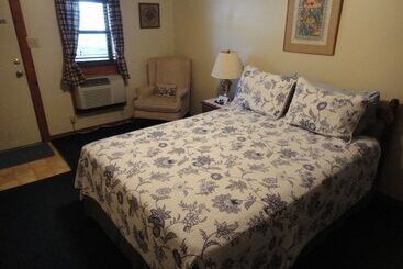 هتل Brackenridge Lodge