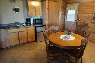 هتل Brackenridge Lodge