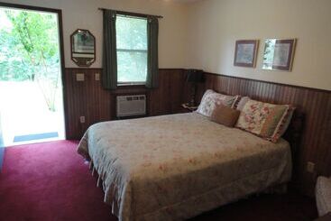 هتل Brackenridge Lodge