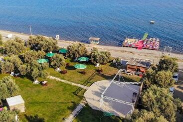 هتل Cakir Bungalov Evi