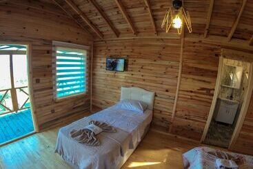 هتل Cakir Bungalov Evi