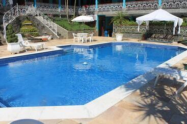هتل Chalés Blue House