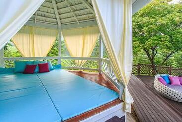 هتل Greenhill Pension