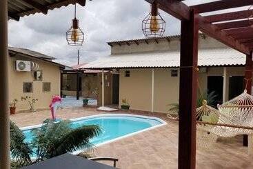 هتل Hostel Airla