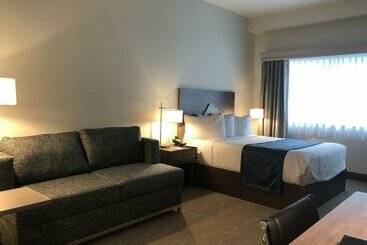 هتل Kodiak Compass Suites