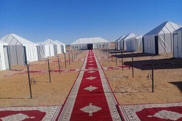 هتل Merzouga Camp Nomad