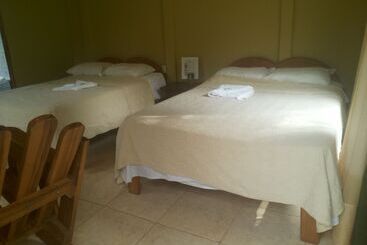 هتل Rio Celeste Family Lodge