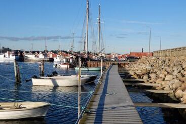 هتل Strandby Bade