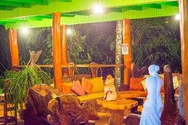 هتل The Goddess Garden
