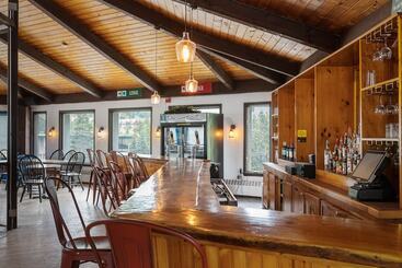 هتل The Lodge At Mount Snow