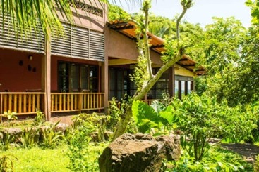 هتل Totoco Eco Resort