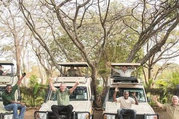 هتل Wild Dogs Lodge
