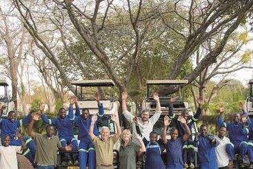 هتل Wild Dogs Lodge