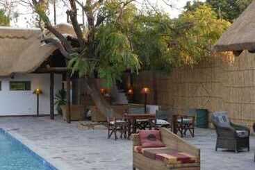 هتل Wild Dogs Lodge
