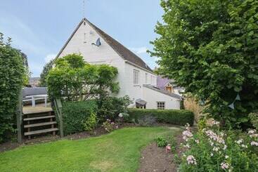 Kettle Cottage