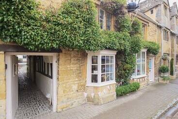 Kettle Cottage