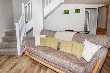Lee House Cottage