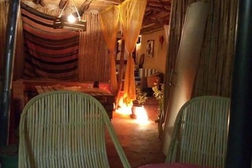 پانسیون Atlas Room