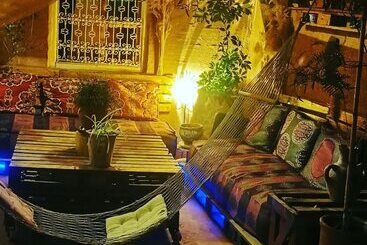پانسیون Atlas Room